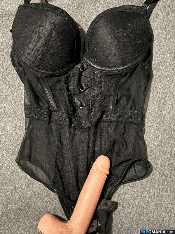 Molly / eggnogmademedoit / https: / m0llyp0ppins Обнажённый OnlyFans  Утёкшее фото #32