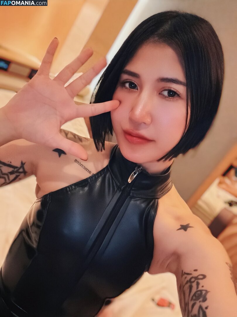 Mona Enju / https: / mmmowmow / mo_mo_milkbom Обнажённый OnlyFans  Утёкшее фото #5