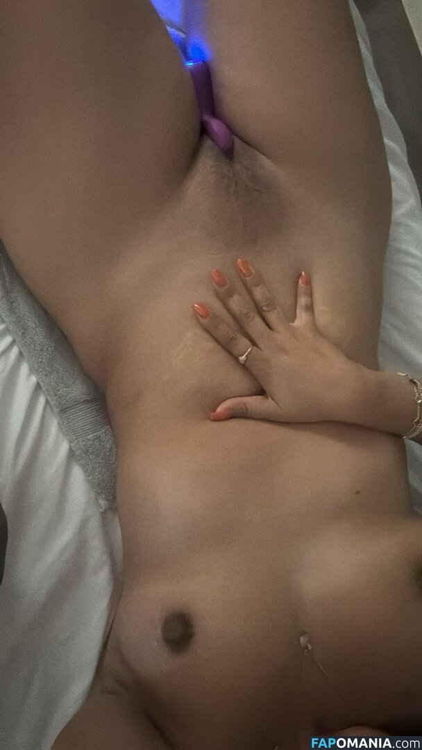 Monica Gonzalez / monygonzalezz98 Обнажённый OnlyFans  Утёкшее фото #1