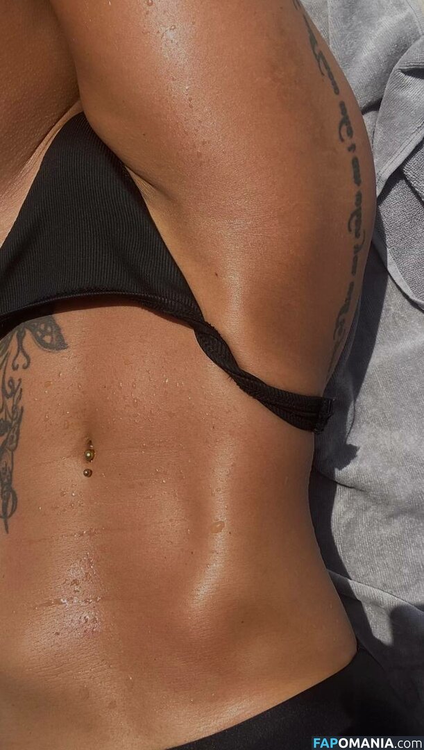 Monika Kinga / monikakinga / monikakingaa Обнажённый OnlyFans  Утёкшее фото #1