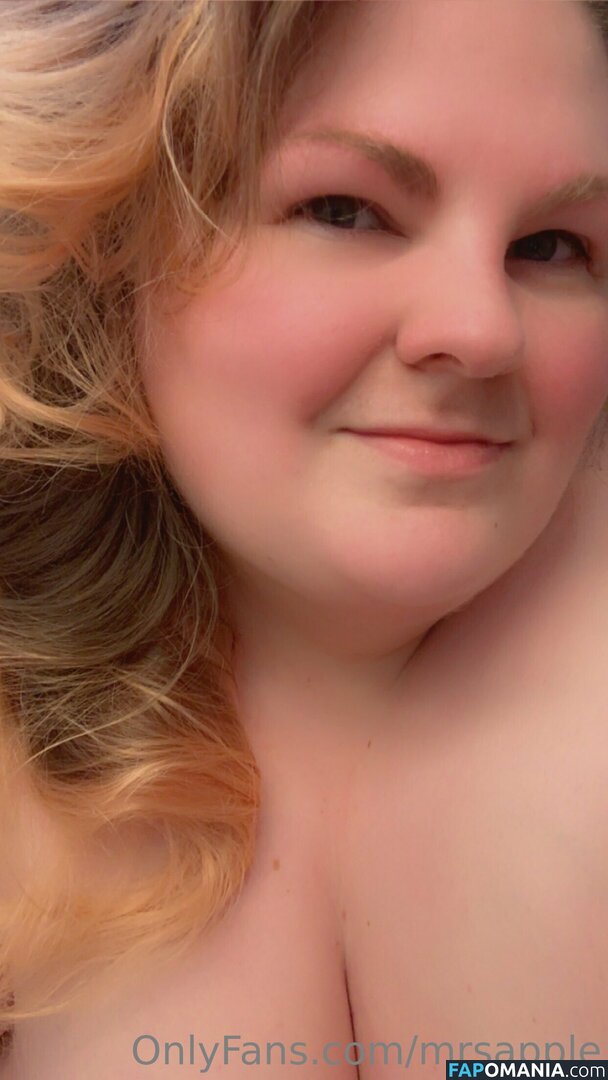 mrsapple / therealmrsapple Обнажённый OnlyFans  Утёкшее фото #1
