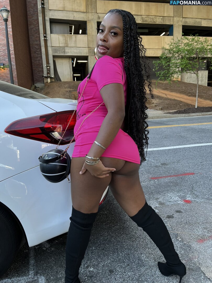 10shania / Muthafuckinlae / exclusivelylae / exclusivelylaee / https: / mf.lae / mflae___ Обнажённый OnlyFans  Утёкшее фото #1