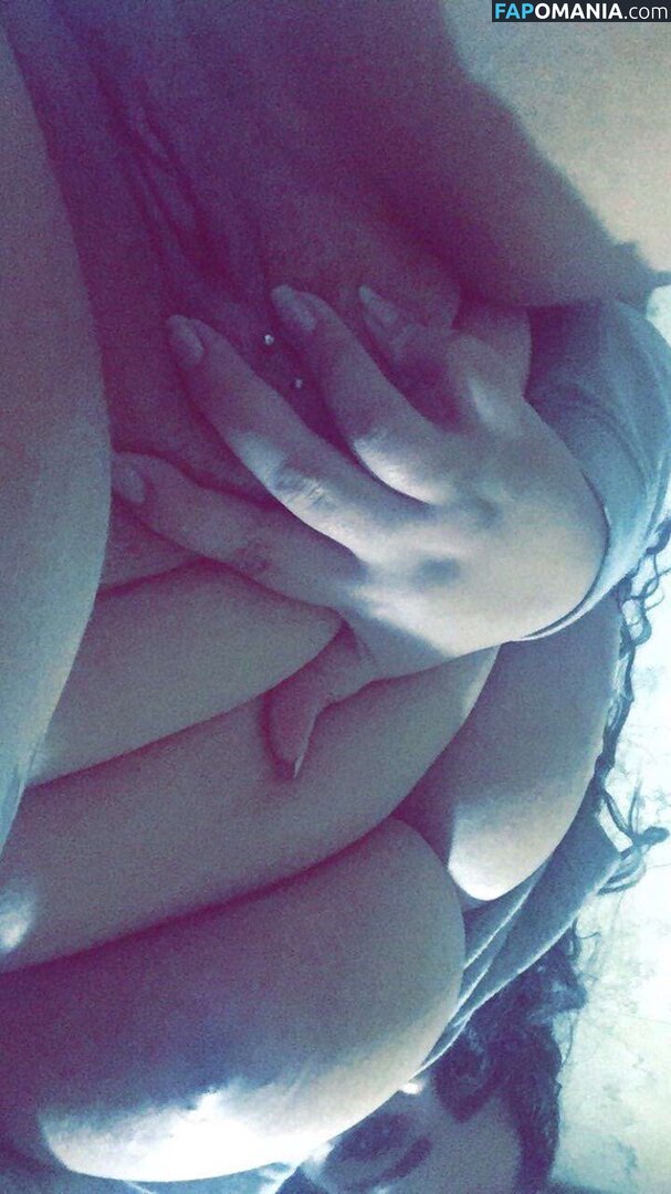 Lola Erotica / Muvagawd / Thundahgawdess / moneyangelmo / muvagawdd Обнажённый OnlyFans  Утёкшее фото #1