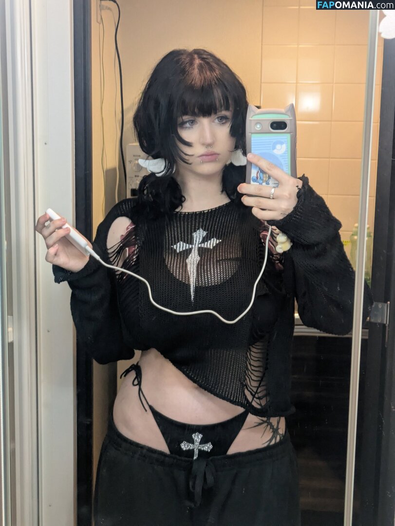 Mylittlerobin / _littlerobin_ Обнажённый OnlyFans  Утёкшее фото #1