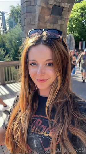 nadiafoxx69