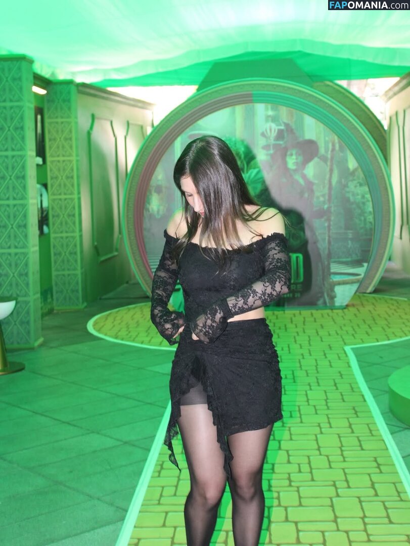 Nashla / Nashlabogaert__ / https: / nashla22 Обнажённый OnlyFans  Утёкшее фото #6