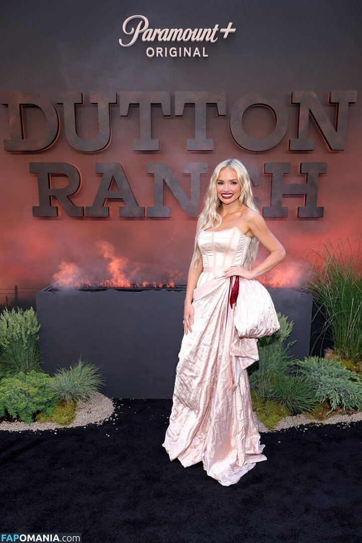 Natalie Alyn Lind / NatalieAlynLind / https: / natalynlind Обнажённый OnlyFans  Утёкшее фото #511