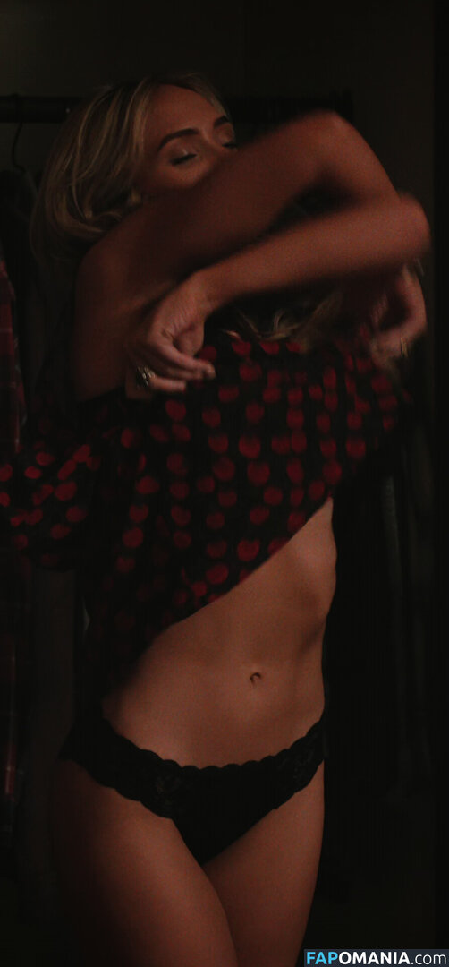 Natalie Alyn Lind / NatalieAlynLind / https: / natalynlind Обнажённый OnlyFans  Утёкшее фото #546