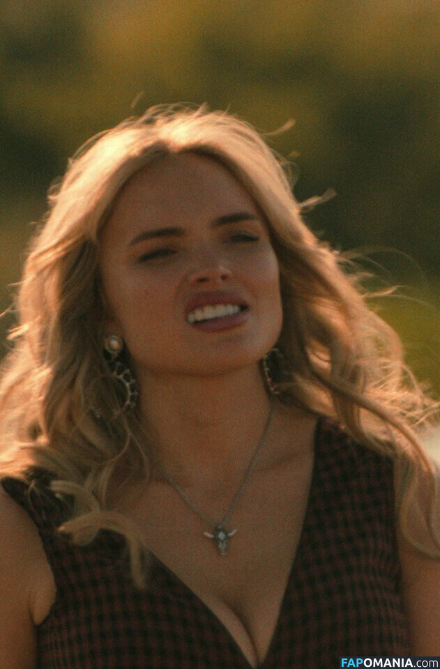 Natalie Alyn Lind / NatalieAlynLind / https: / natalynlind Обнажённый OnlyFans  Утёкшее фото #575