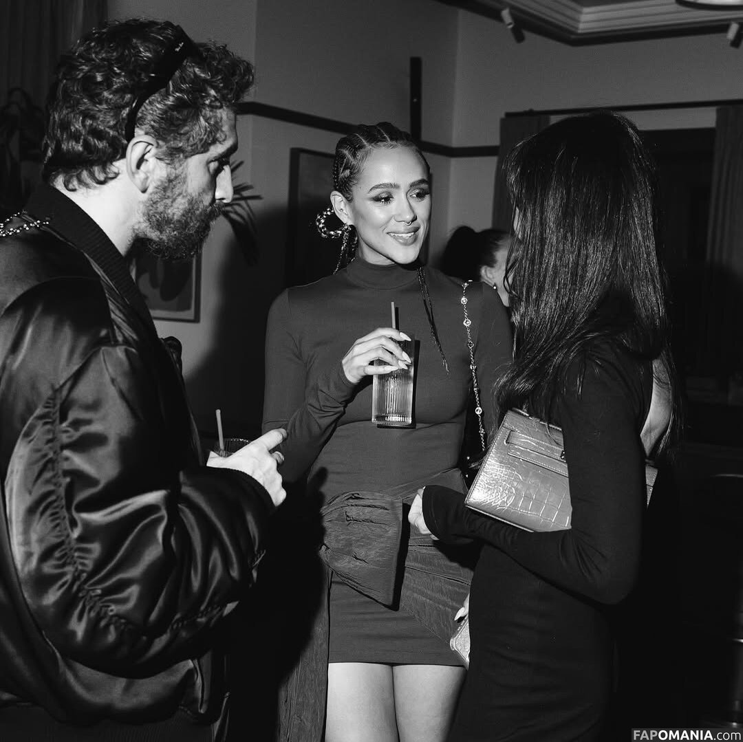 Nathalie Emmanuel / missnemmanuel / nathalieemmanuel Обнажённый OnlyFans  Утёкшее фото #294