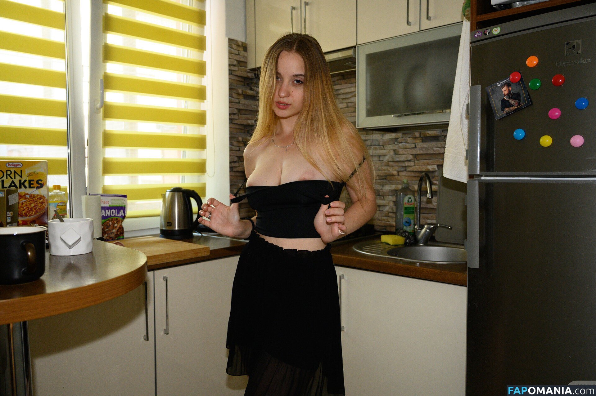 Naya Fire / Naya_fire_ / naya.on.fire / naya_fire Обнажённый OnlyFans  Утёкшее фото #1