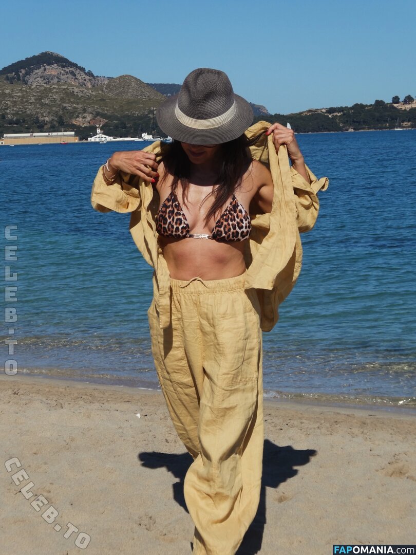 Nazan Eckes / nazaneckes Обнажённый OnlyFans  Утёкшее фото #1