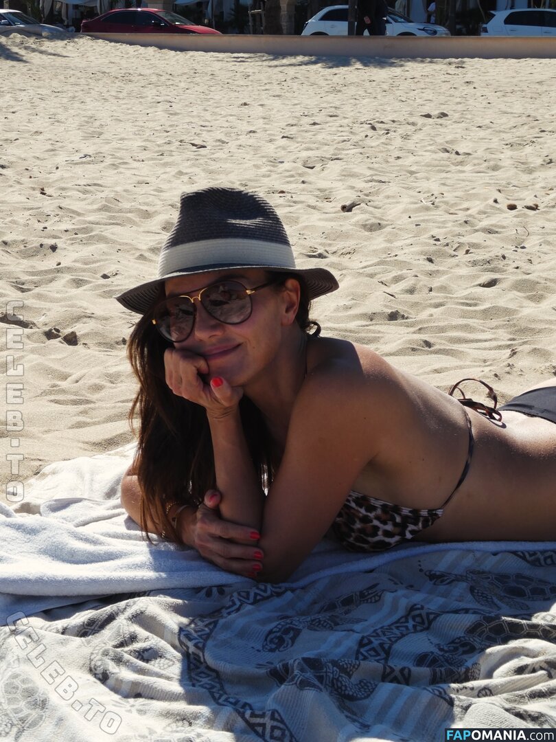 Nazan Eckes / nazaneckes Обнажённый OnlyFans  Утёкшее фото #4