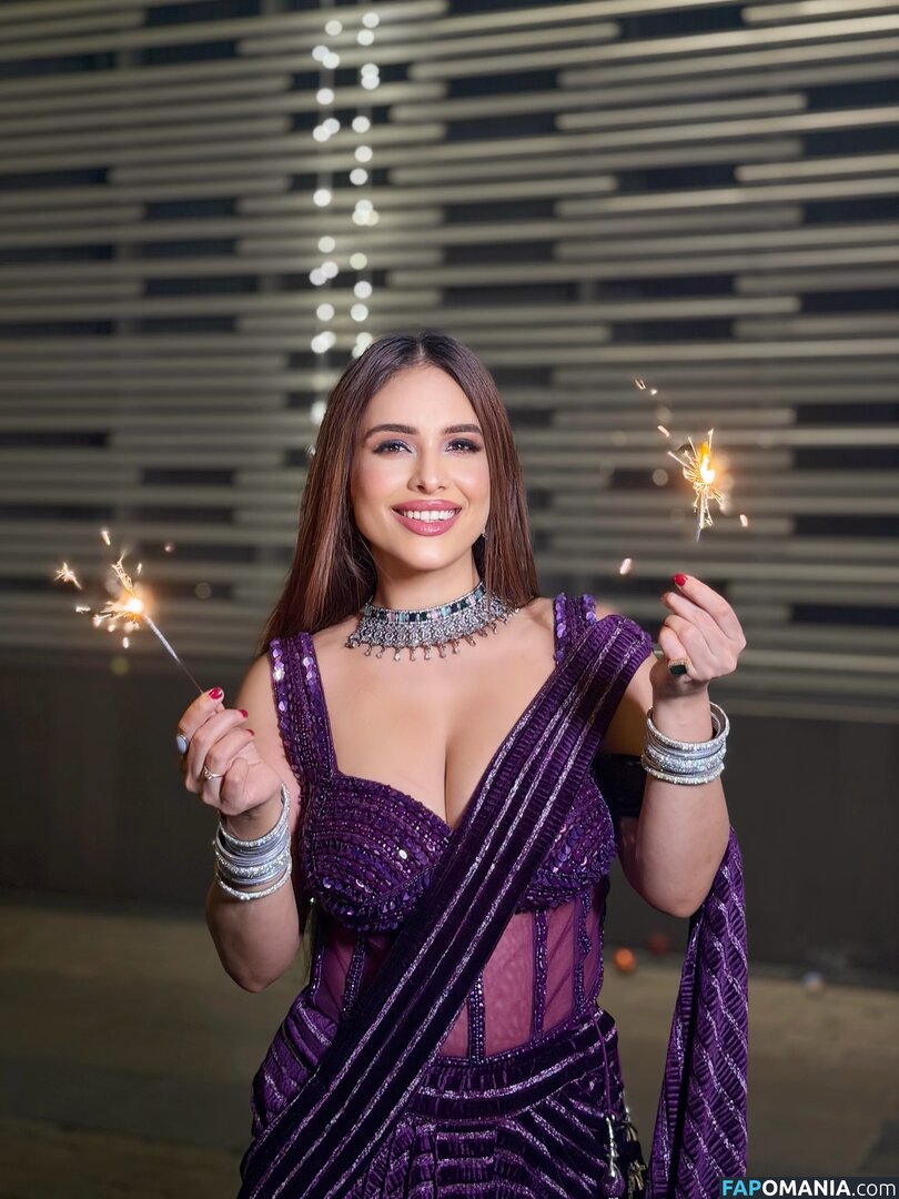 Nehhaa Malik / freakymeek500 / nehamalik335 Обнажённый OnlyFans  Утёкшее фото #12