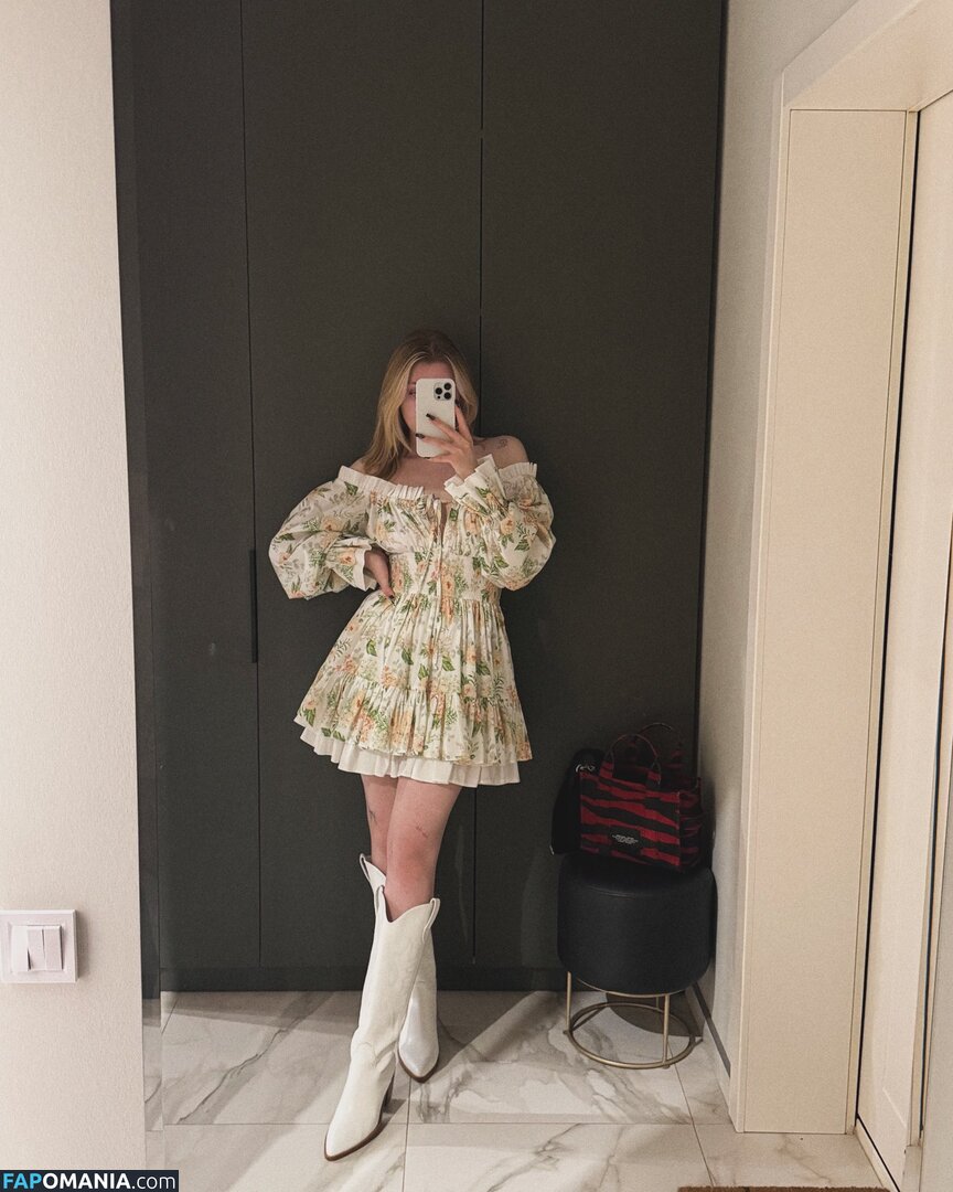 Nensi_Mur / _nastik_mur Обнажённый OnlyFans  Утёкшее фото #1