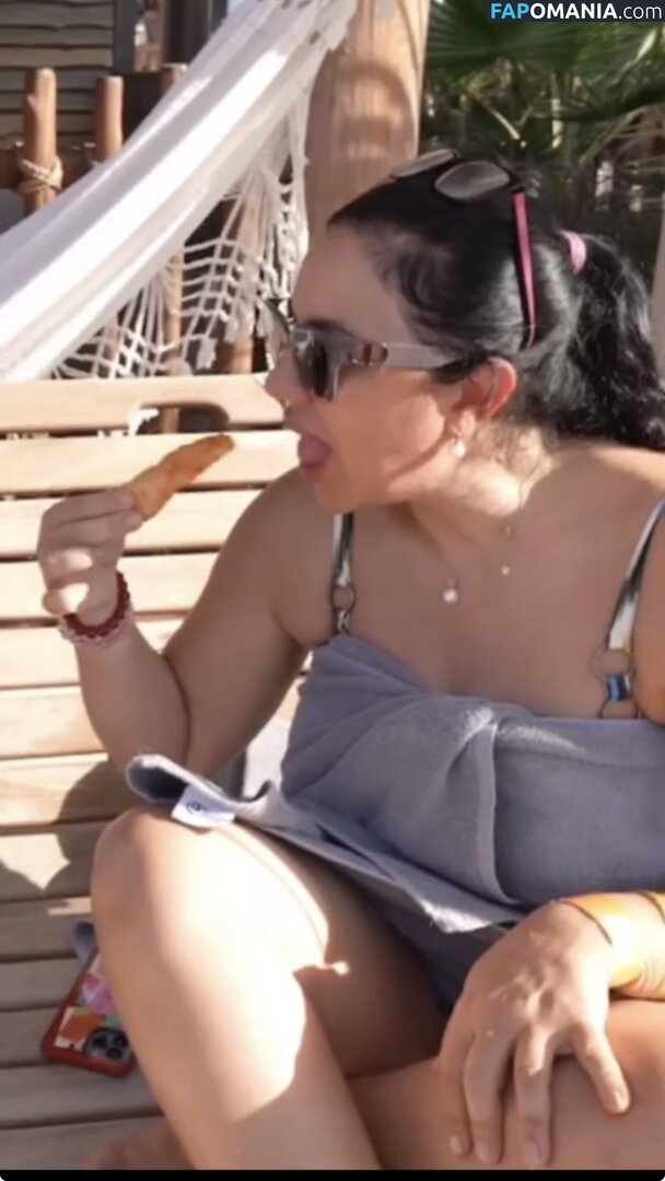 Nermin Hazem / ninahazem Обнажённый OnlyFans  Утёкшее фото #1