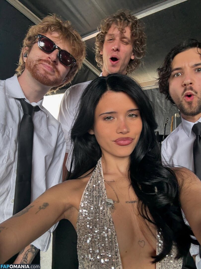 Nessa Barrett / Nessaabarrett / https: / nessabarrett Обнажённый OnlyFans  Утёкшее фото #110