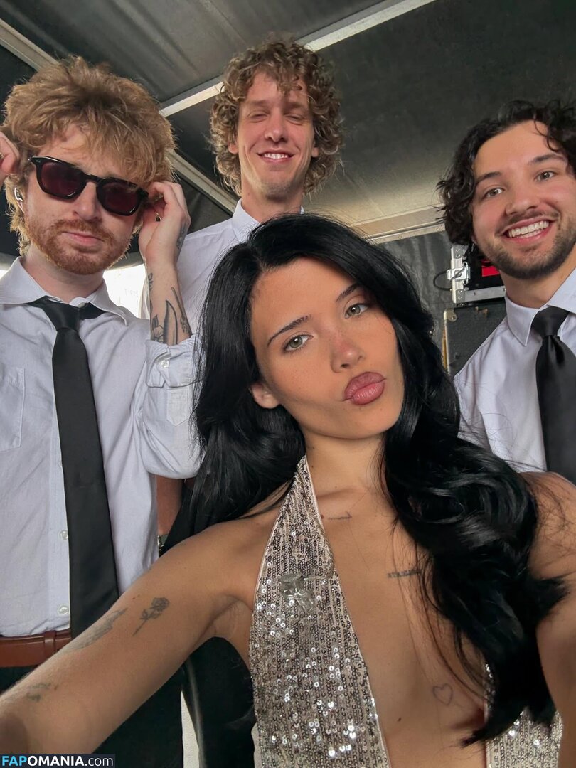 Nessa Barrett / Nessaabarrett / https: / nessabarrett Обнажённый OnlyFans  Утёкшее фото #111