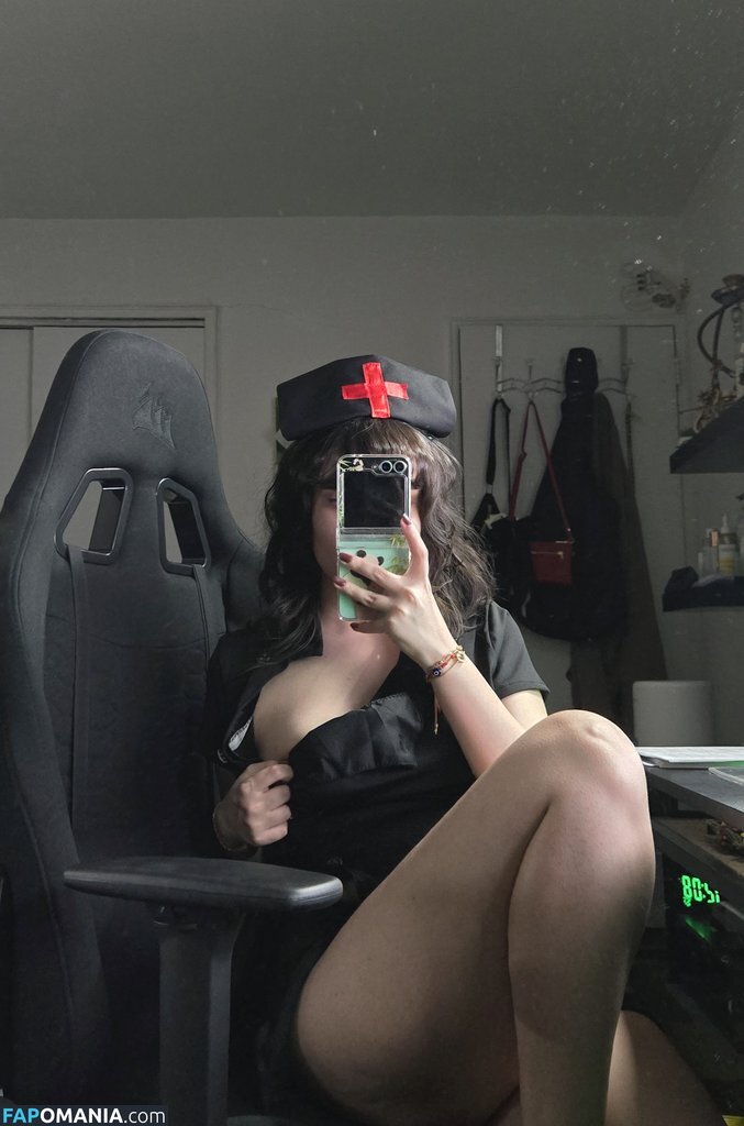 Nicolechka / chaelerose / https: Обнажённый OnlyFans  Утёкшее фото #1