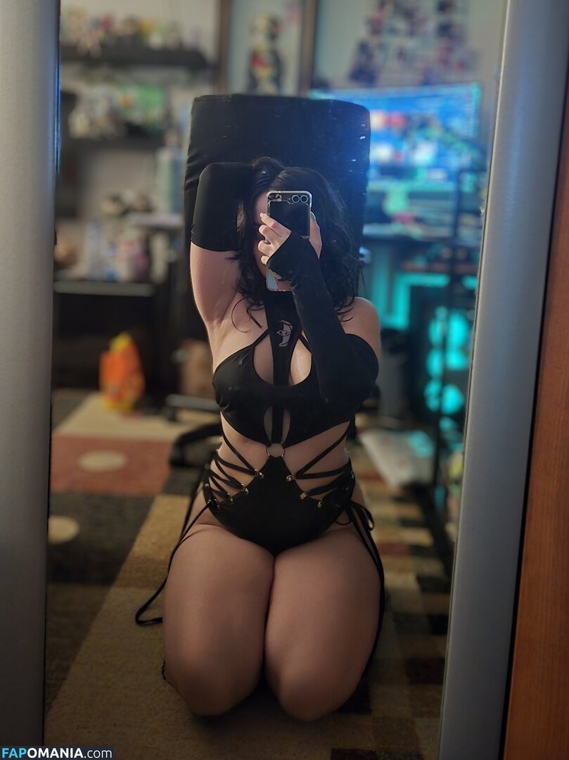 Nicolechka / chaelerose / https: Обнажённый OnlyFans  Утёкшее фото #4