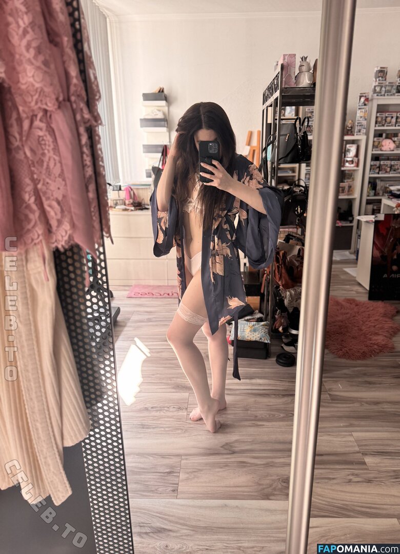 Nini Raven / Nini_Raven / raven_nini Обнажённый OnlyFans  Утёкшее фото #4