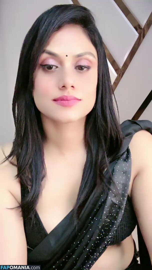 Noopur Singh Saatwat / noopursaatwatofficial_11 Обнажённый OnlyFans  Утёкшее фото #6