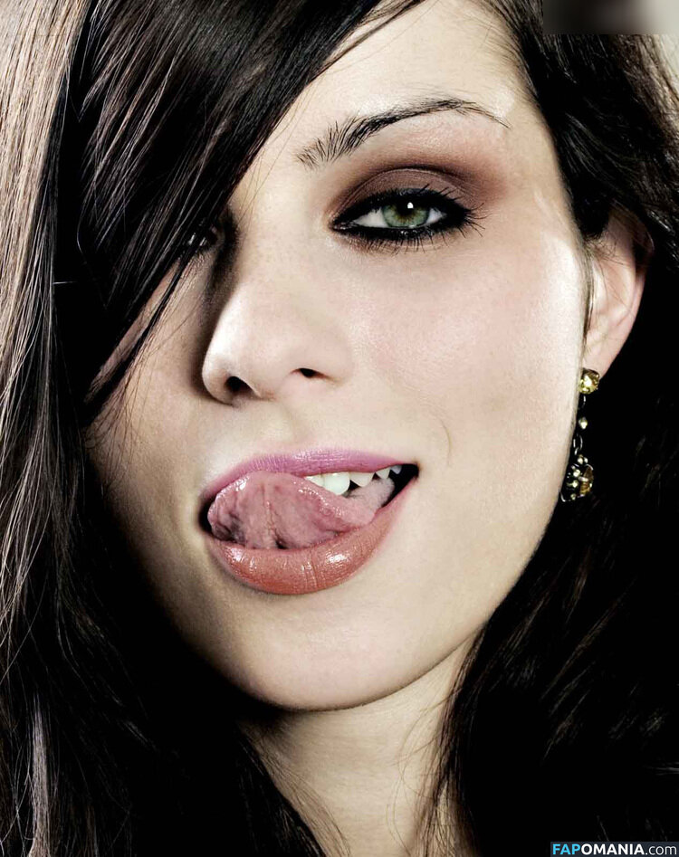 Nora Tschirner / normatschernau Обнажённый OnlyFans  Утёкшее фото #2