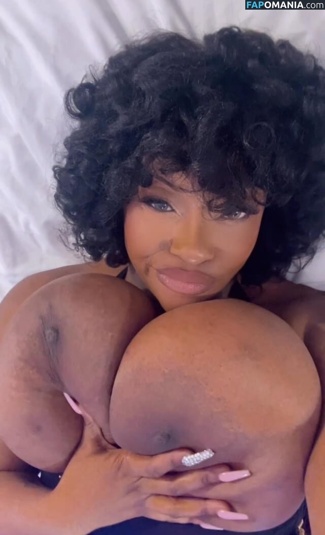 https: / novabaeethestarr Обнажённый OnlyFans  Утёкшее фото #3