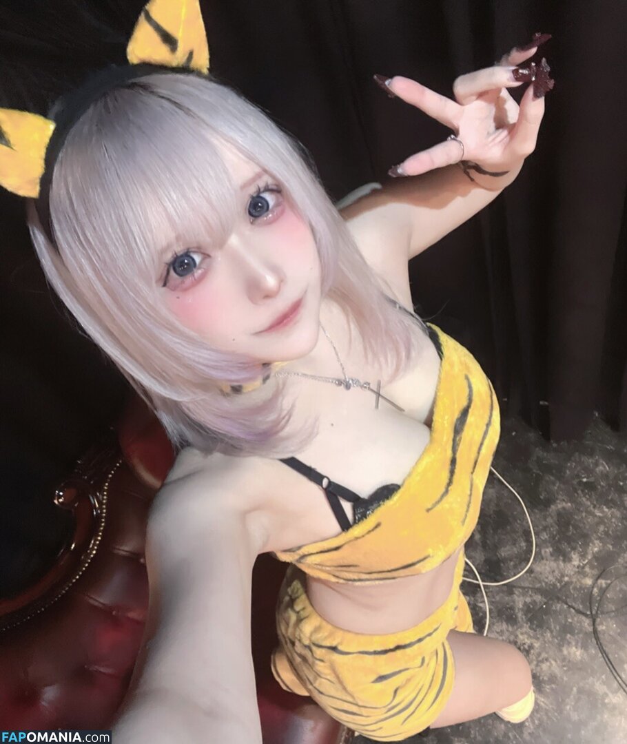 __4lpu / _nyann_x_x_ / https: Обнажённый OnlyFans  Утёкшее фото #15