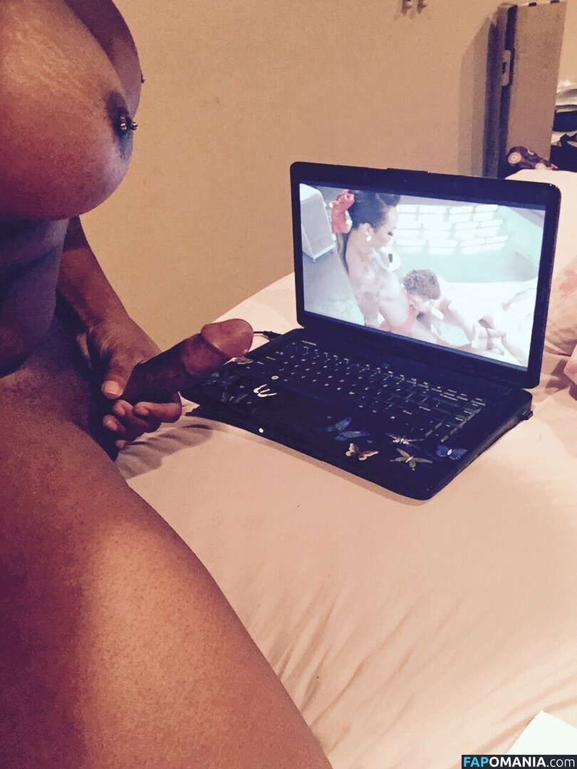 Nyla Rose / nylarosebeast / nylarosetk Обнажённый OnlyFans  Утёкшее фото #7