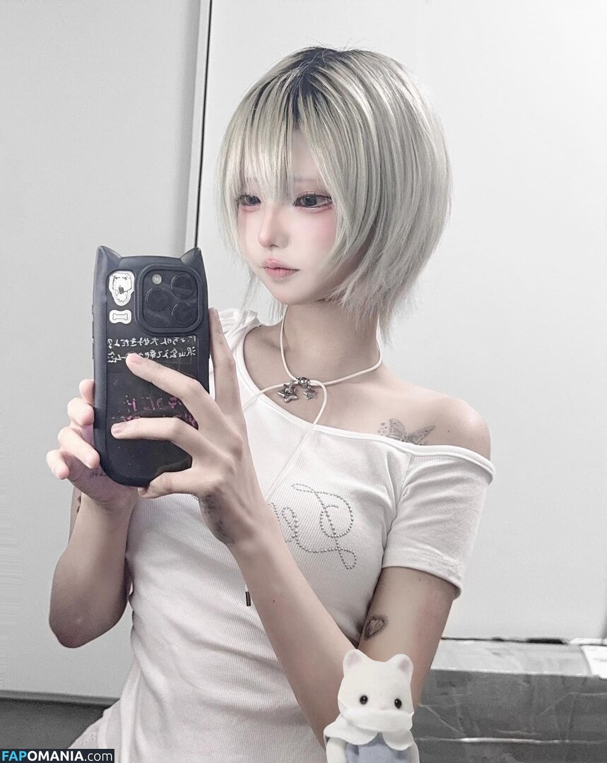 Nyo_nyenya / cjw010615 / cjw010615... / https: / moemoedevil_rain / moemoedevil_rain... / nyonye_nya Обнажённый OnlyFans  Утёкшее фото #49