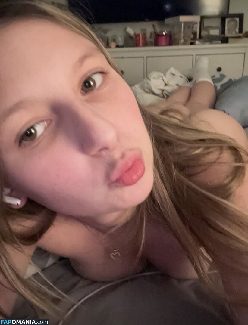 Oceanne Bergeron / https: / oceane_bergeron / oceannexoxo / ocebergeron / ocebergeron... Обнажённый OnlyFans  Утёкшее фото #4