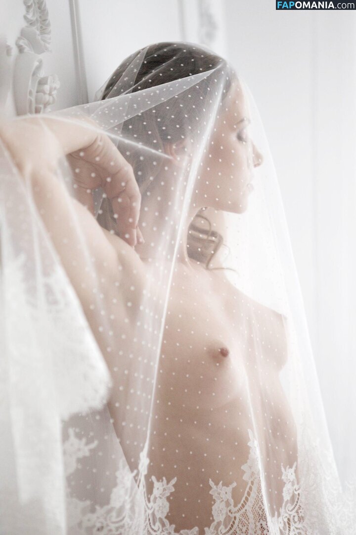 Beau M / Naomi D / Olga Alberti / olgaalberti Обнажённый OnlyFans  Утёкшее фото #6