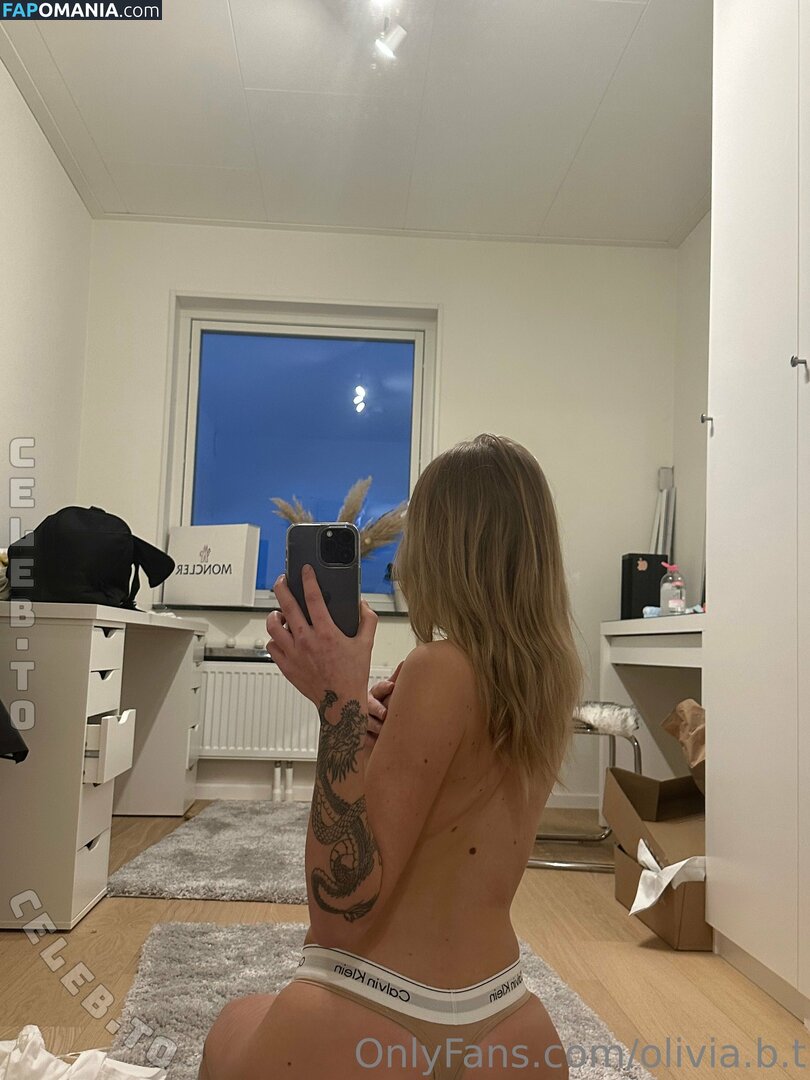 Olivia Tollesson / oliviabt2002 / omiviaatollesson Обнажённый OnlyFans  Утёкшее фото #10