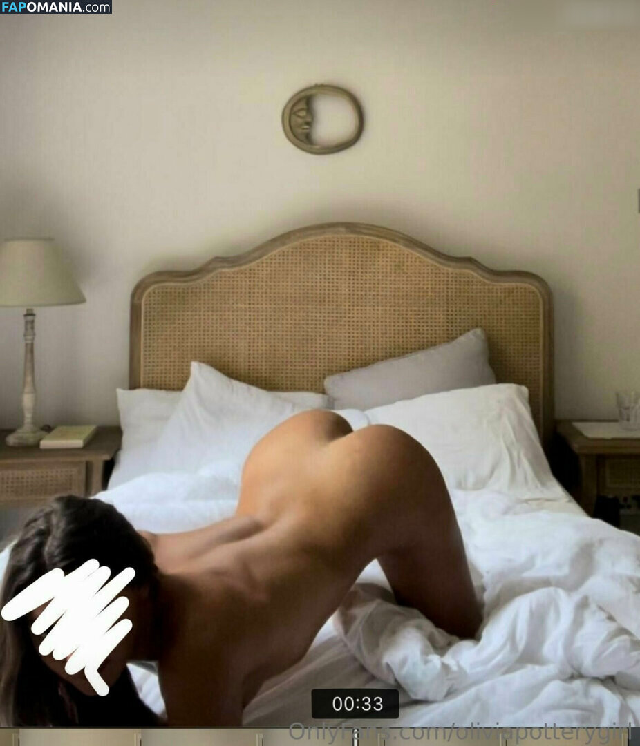 Olivia Webb / Potterygirl / oliviahamerwebb / oliviapotterygirl Обнажённый OnlyFans  Утёкшее фото #8