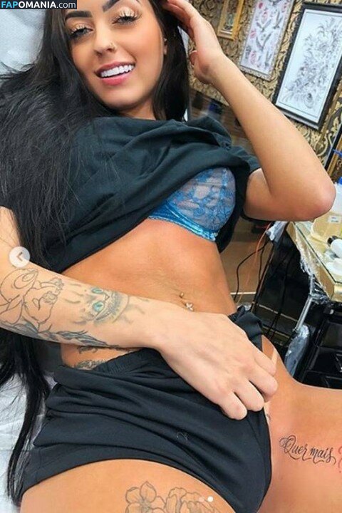 Onesarahhh / sarahnouaraofficiel Обнажённый OnlyFans  Утёкшее фото #2