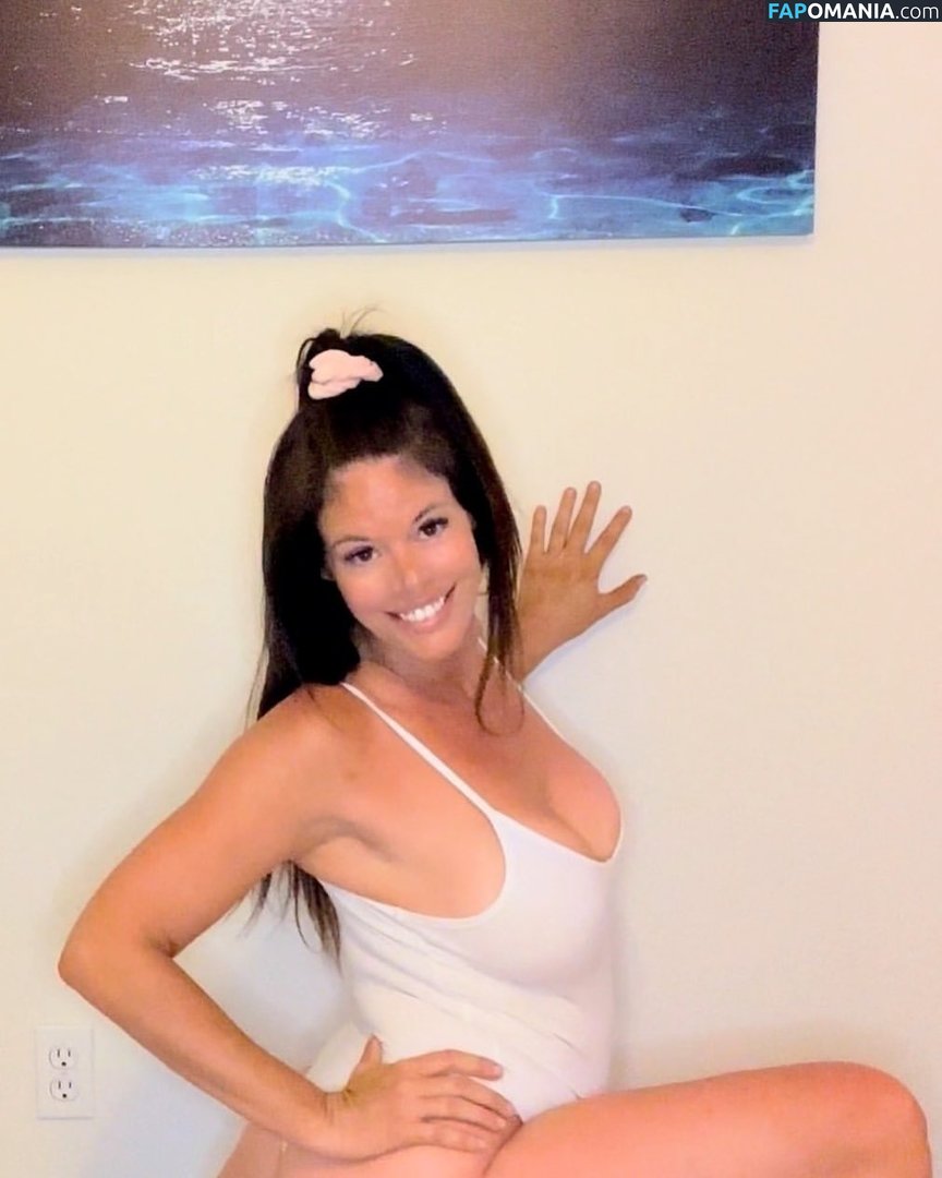 OnlyJans2023 / janscoffeeandsunshine Обнажённый OnlyFans  Утёкшее фото #23