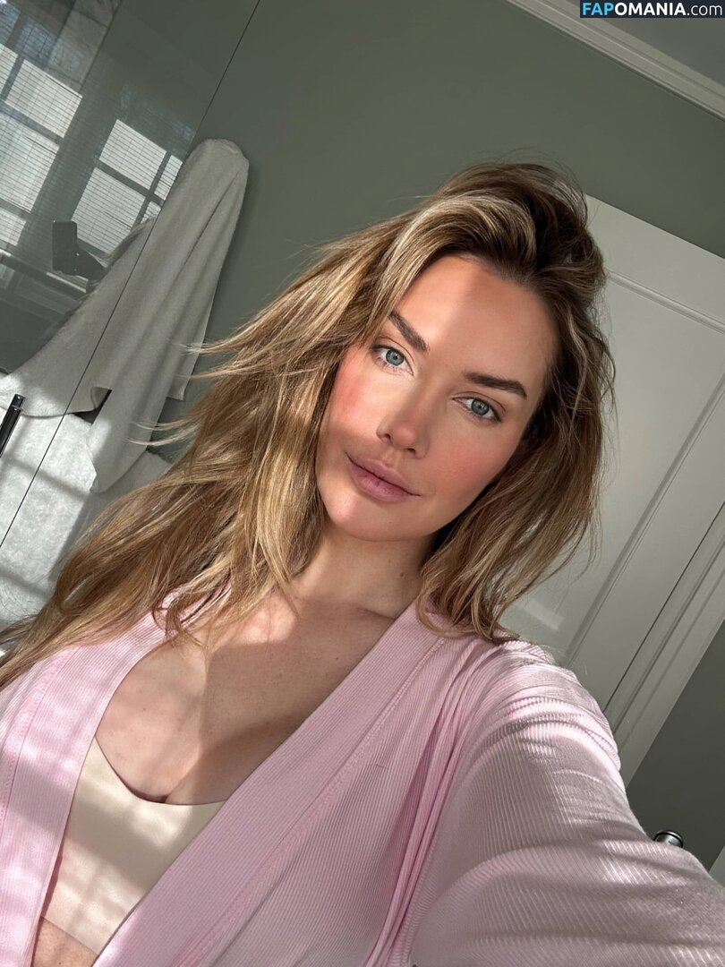 Paige Spiranac / _paige.renee Обнажённый OnlyFans  Утёкшее фото #2