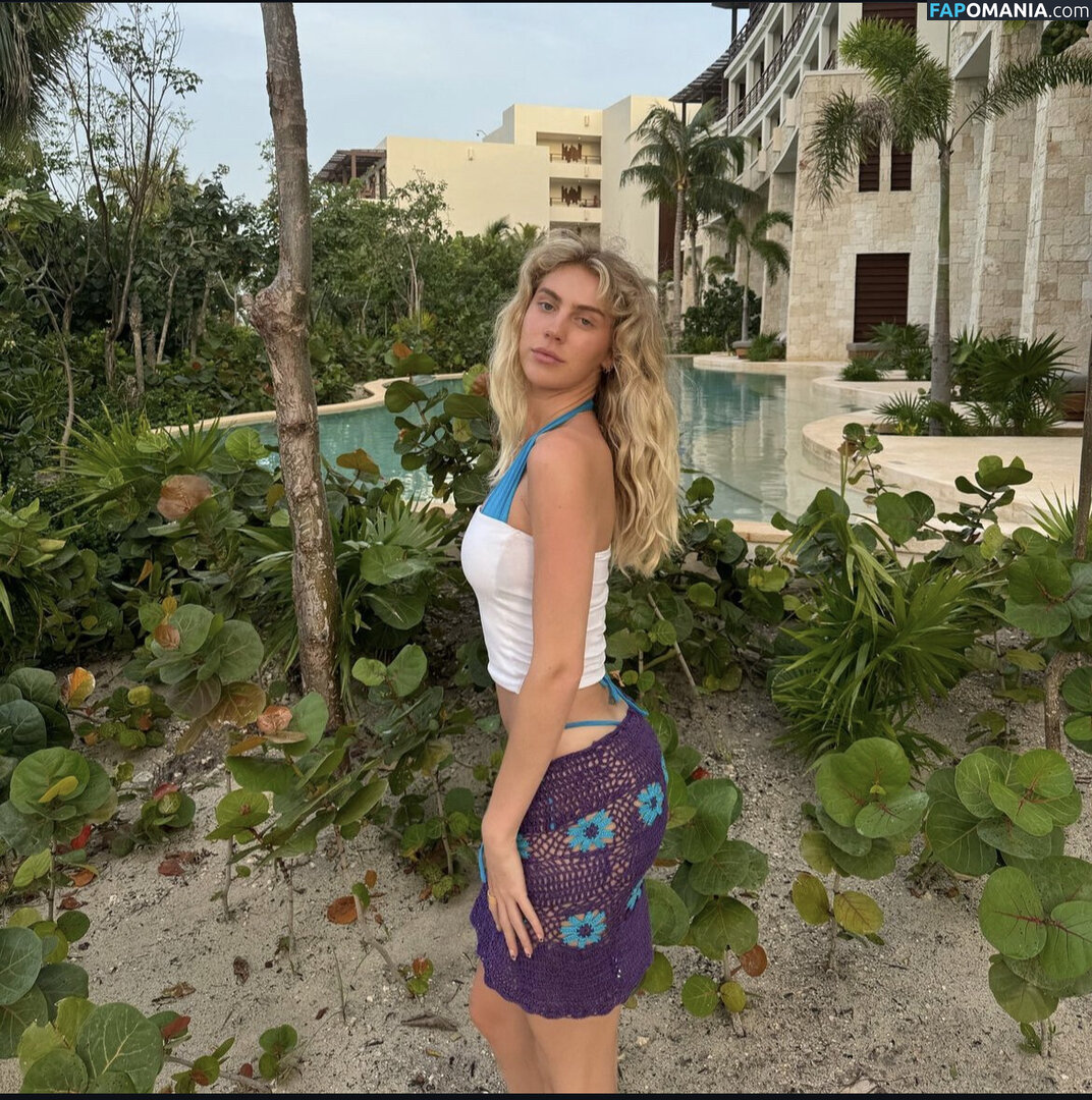 Paislee Prince  / Paislee Prince / Eden Gross / Grannygirlfriend / paisleeprince1 Обнажённый OnlyFans  Утёкшее фото #17