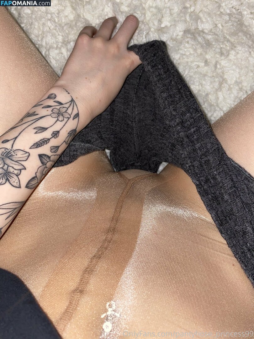 pantyhose_princess99 Обнажённый OnlyFans  Утёкшее фото #216