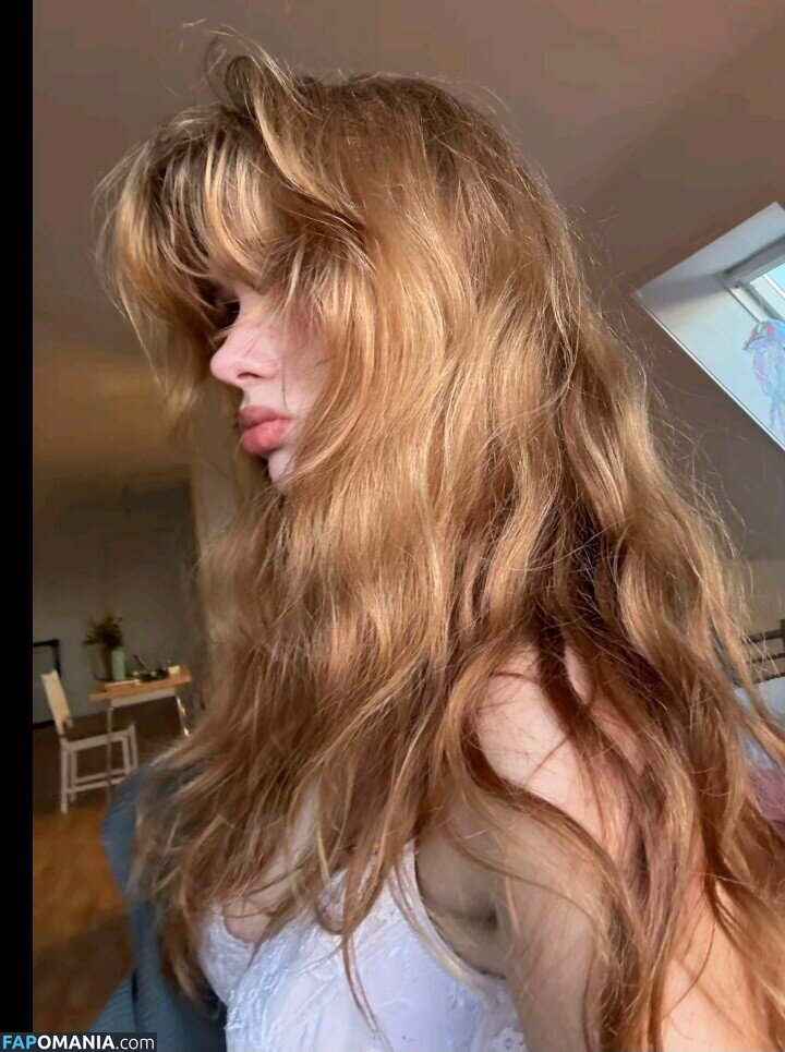 Aurora / allnaturalaurora / andrew ate / patrickbatman111 / patrickbatmanya Обнажённый OnlyFans  Утёкшее фото #2