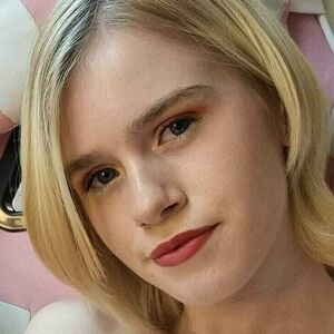 petiteelise_xcx