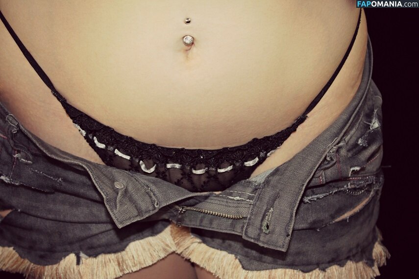 Pialoof / pia_afk / pialoof.free Обнажённый OnlyFans  Утёкшее фото #16