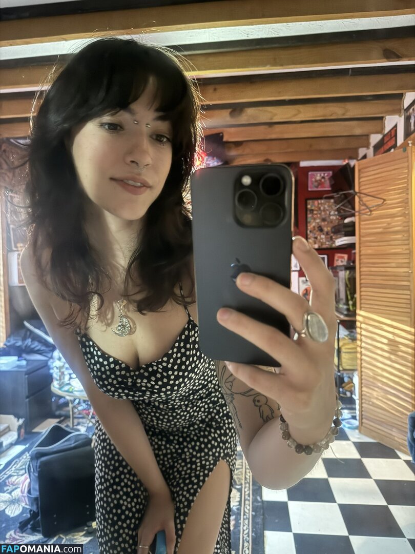 Lapzersus / Pixiexsnow / lassienot2 / luckyolliee Обнажённый OnlyFans  Утёкшее фото #46