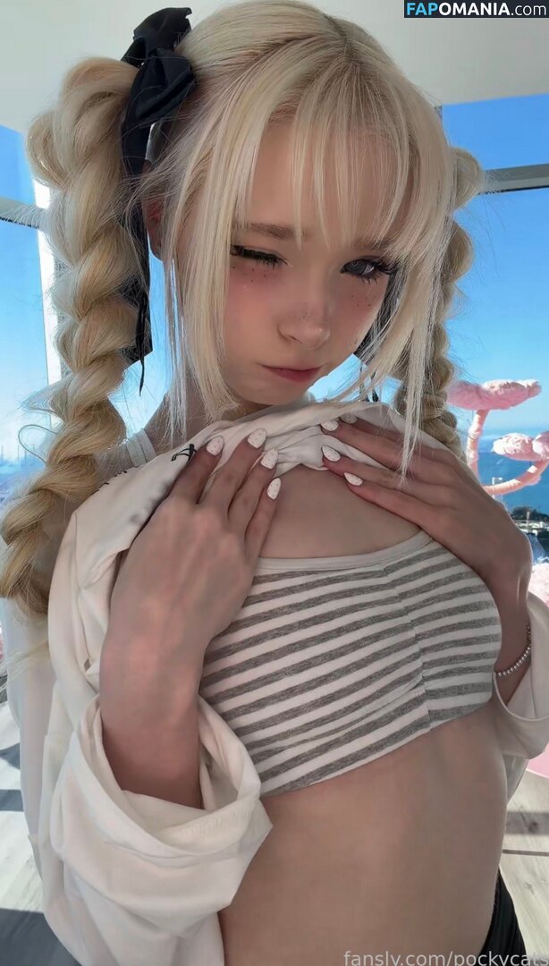 Mennah / Pockycats / bePatron / https: / pockycatsx / pockycatt Обнажённый OnlyFans  Утёкшее фото #5