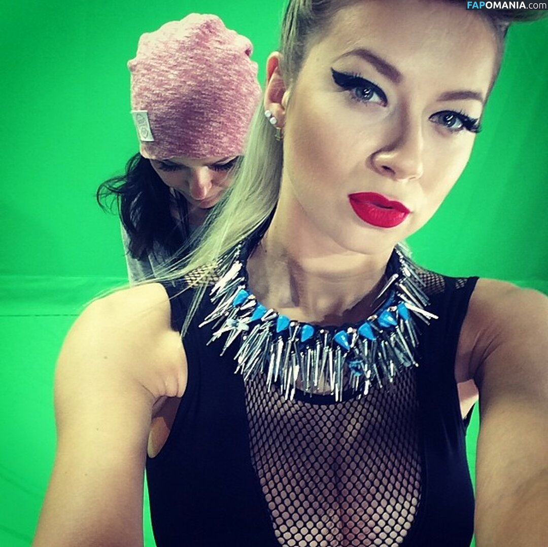 Polina Logunova / polinalogunova / Полина Логунова Обнажённый OnlyFans  Утёкшее фото #24