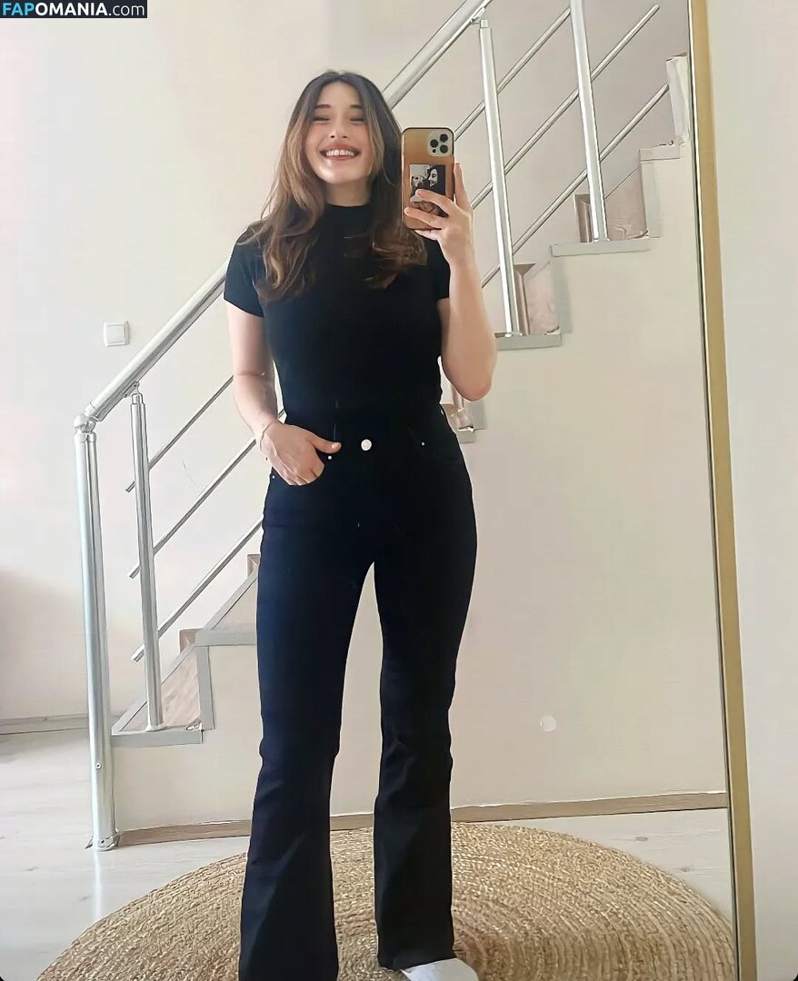 Pqueen / Turkish Streamer Обнажённый OnlyFans  Утёкшее фото #4