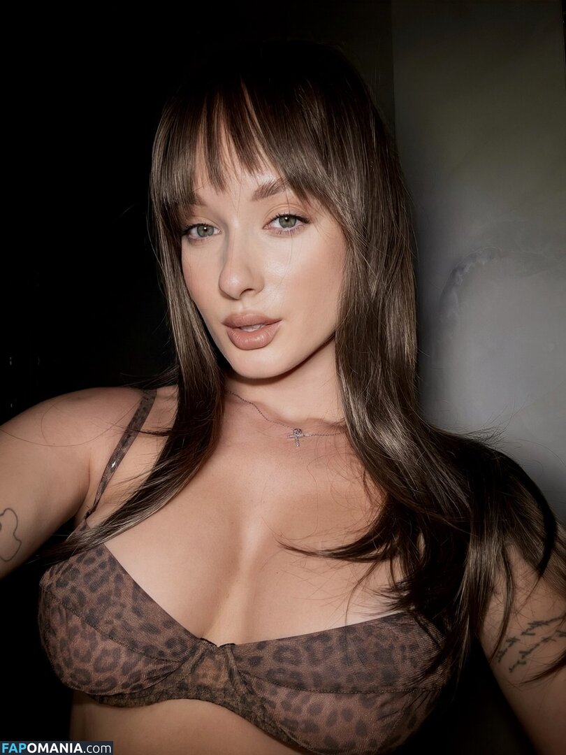 Julia / prettylittlething / pretylittlething Обнажённый OnlyFans  Утёкшее фото #197