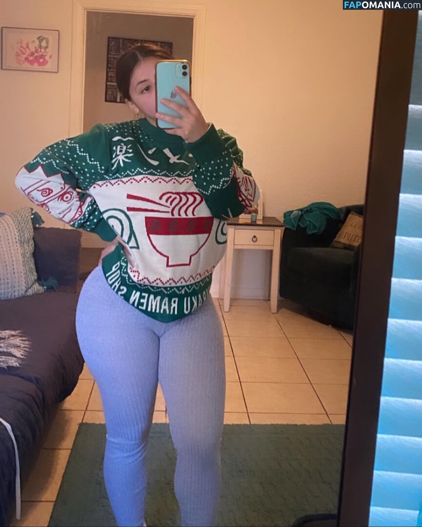 babyemilyver / princessemily / princesssaaemily Обнажённый OnlyFans  Утёкшее фото #2
