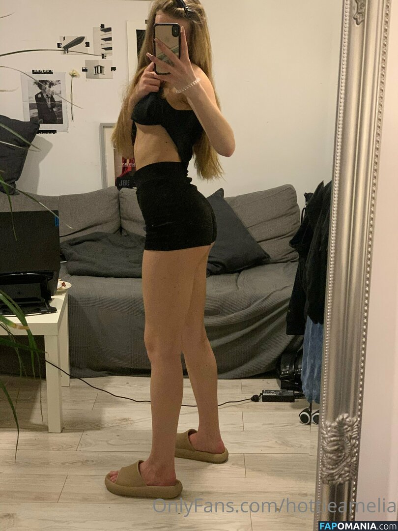 amelia.holliday1 / privateamelia Обнажённый OnlyFans  Утёкшее фото #1